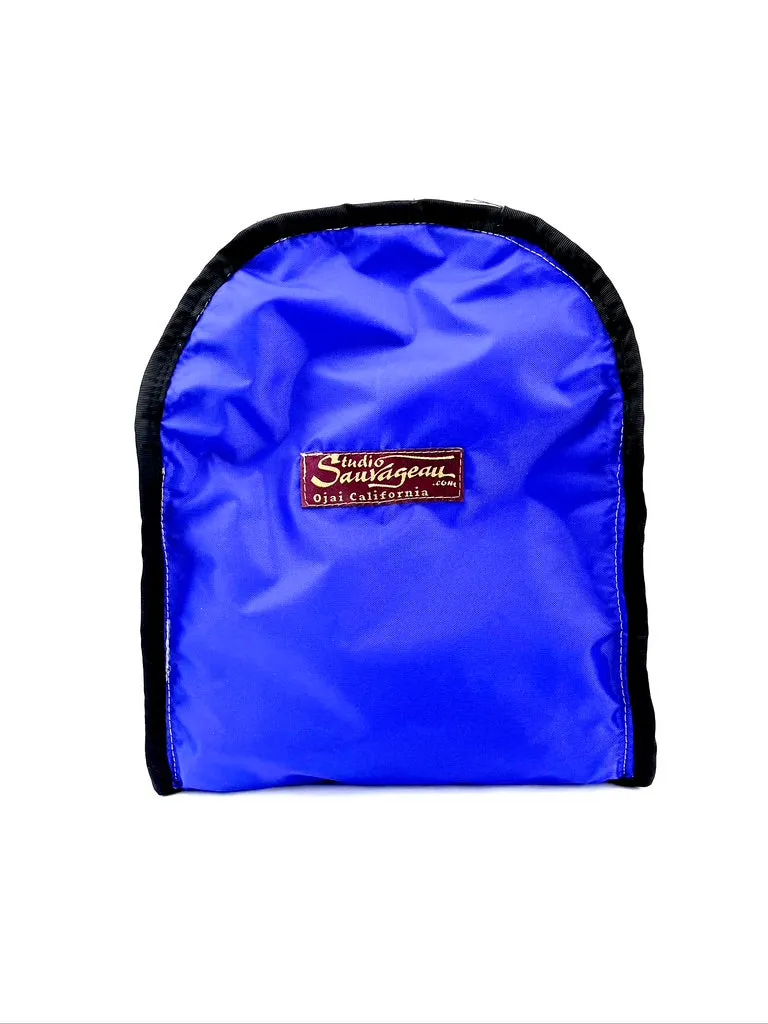Backpack, Small, in Bronze and Grey Arabesque