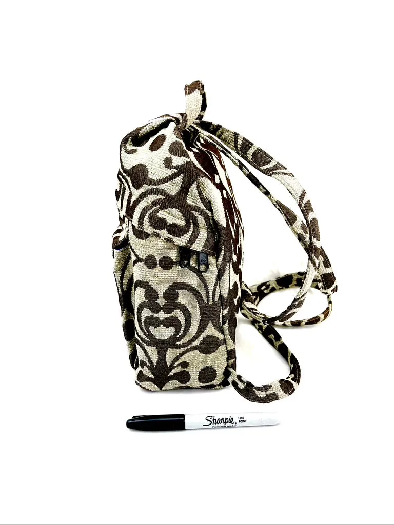 Backpack, Small, in Bronze and Grey Arabesque