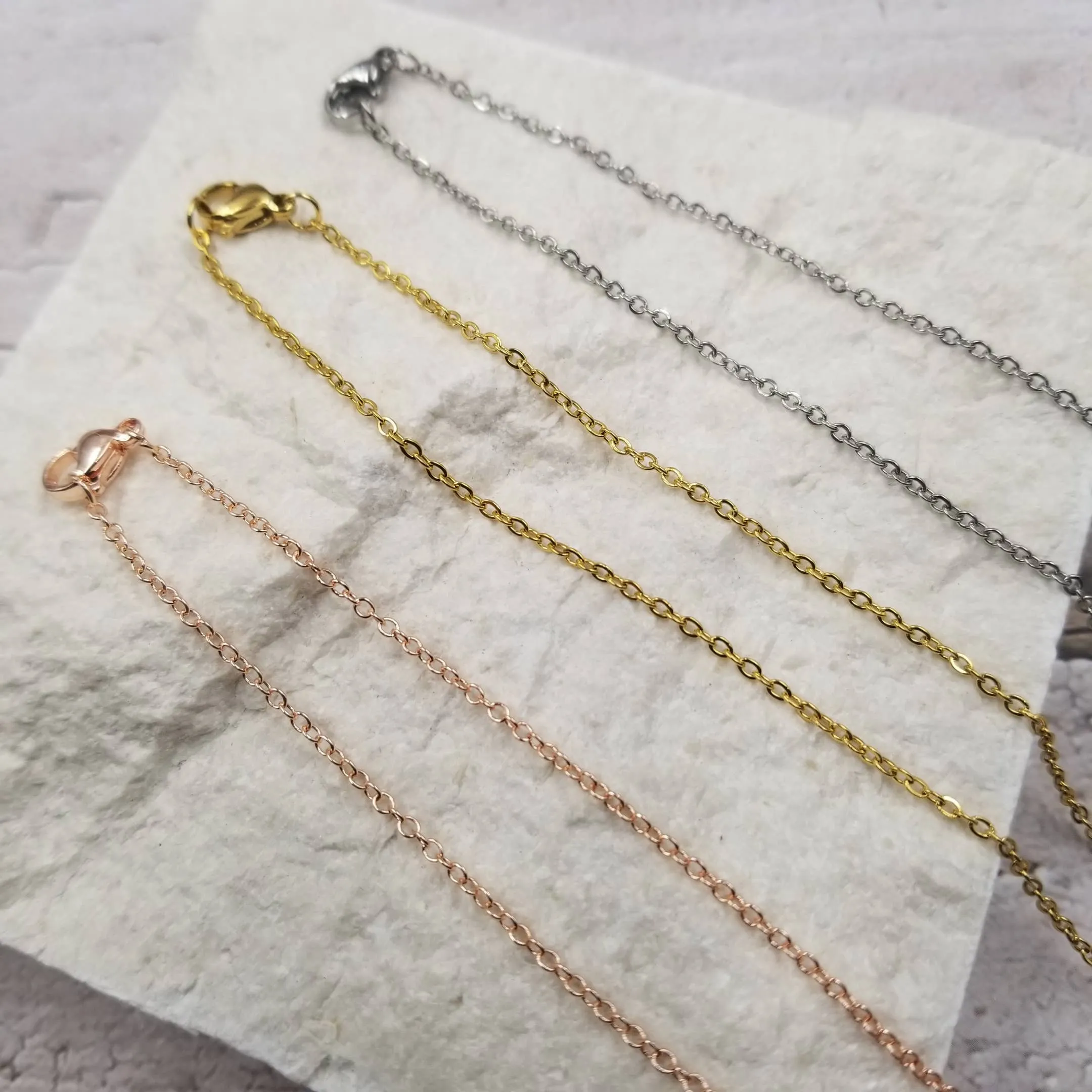 Mountain Cutout Necklace: Silver