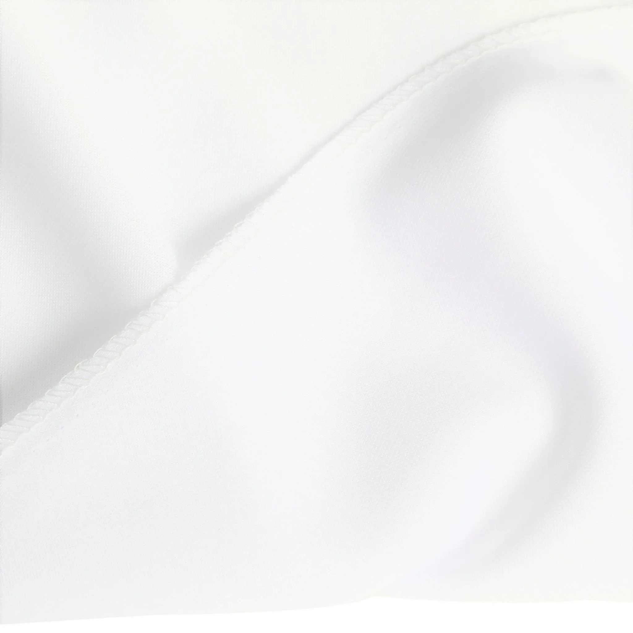 Scuba 120" Round Tablecloth - White